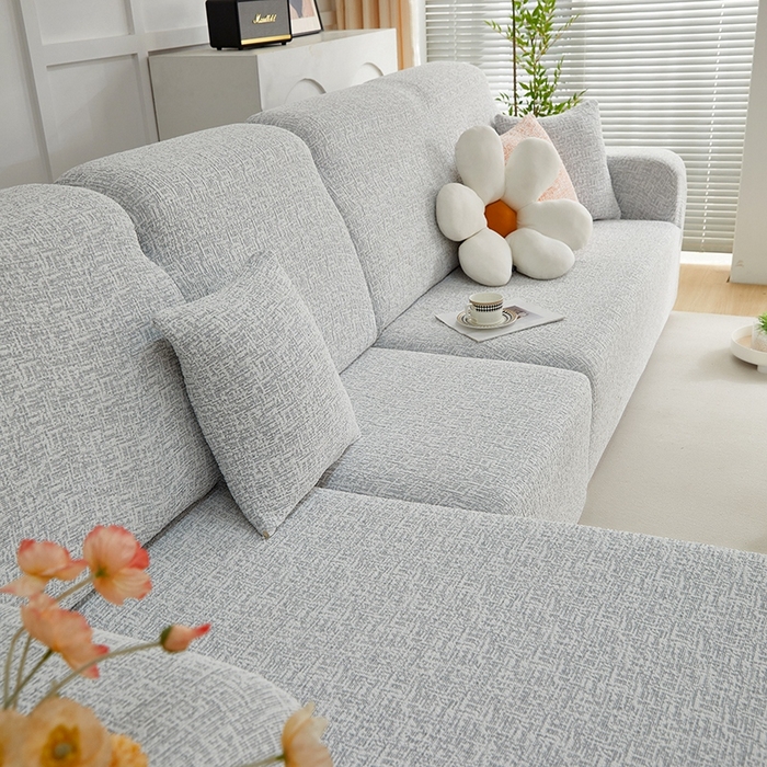 91家纺网 家纺一手货源 找家纺 丝绮鹿 2025新款竹节雪尼尔沙发套松紧款（贵妃图） 月光浅灰