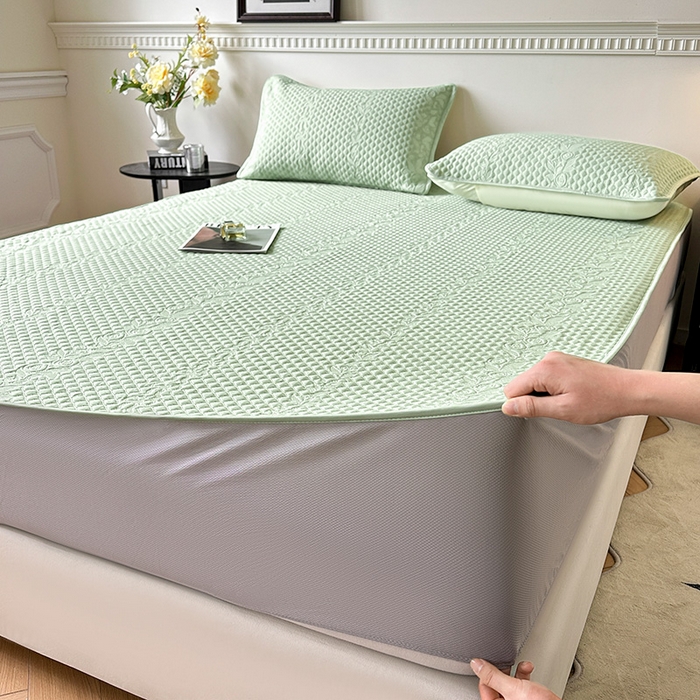 91家纺网 家纺一手货源 找家纺 布卢姆床垫2025新款A类PE乙纶冰豆豆床笠款凉席 夏日藤萝 绿