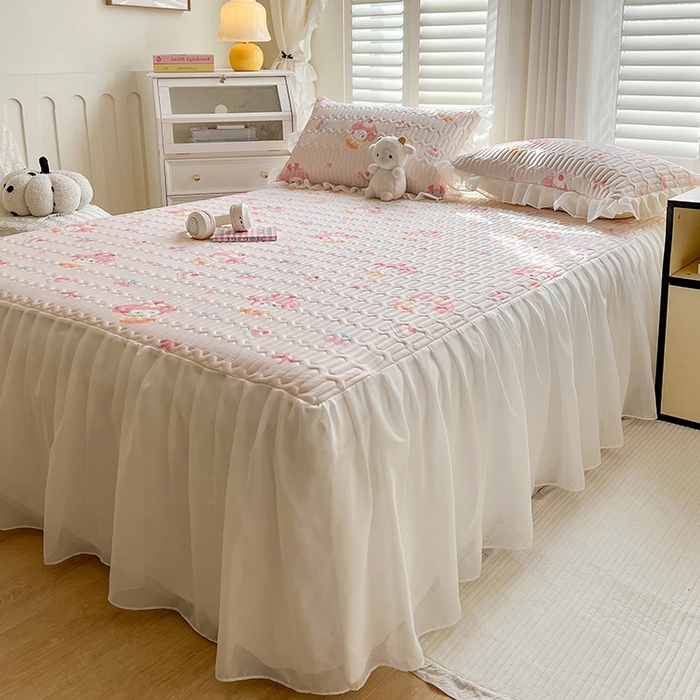 91家纺网 家纺一手货源 找家纺 慕澄2025新款小清新印花凉感丝花床裙款乳胶凉席 美乐蒂