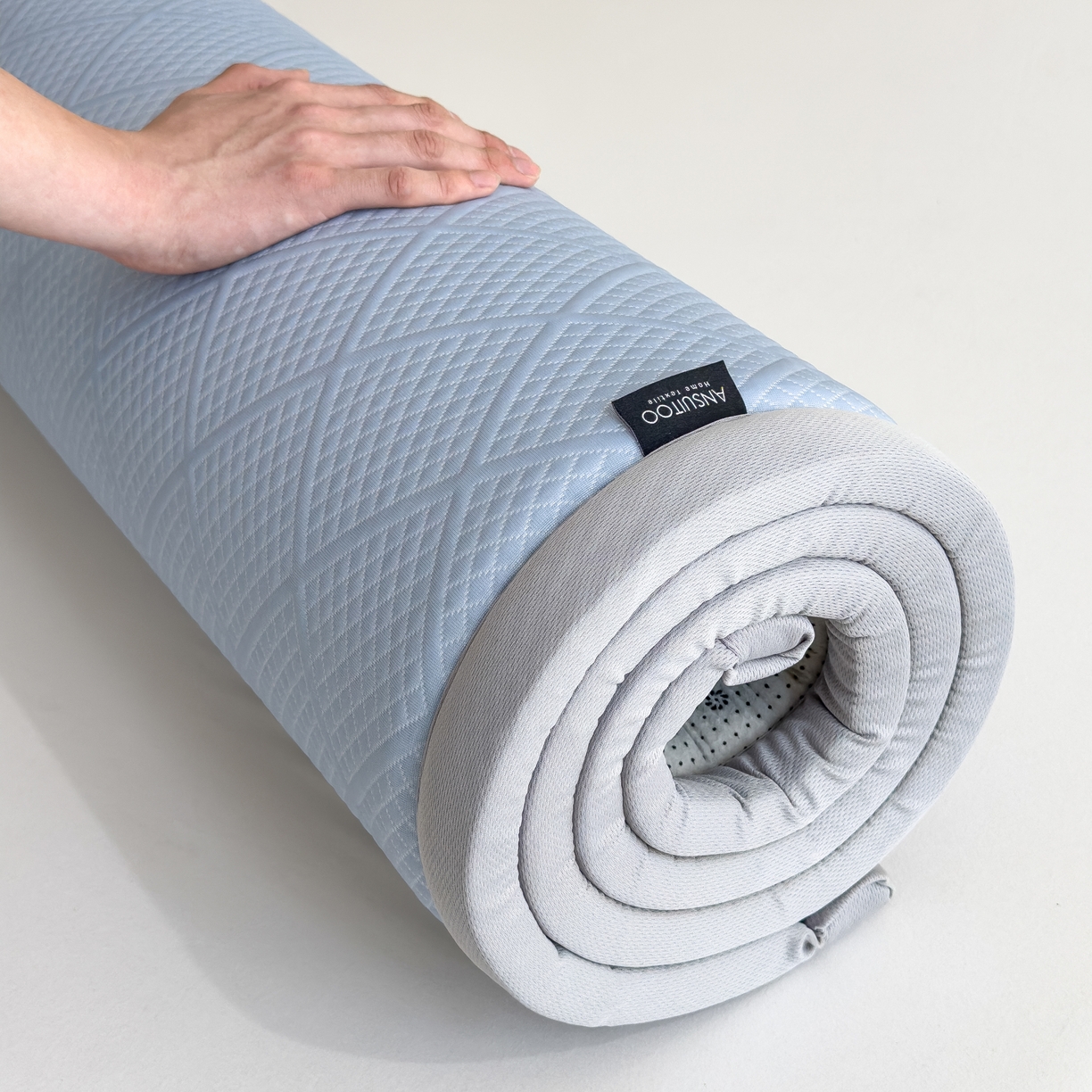 91家纺网 家纺一手货源 找家纺 席世家 2025新款凉感豆豆多功能垫 波洛格-蓝