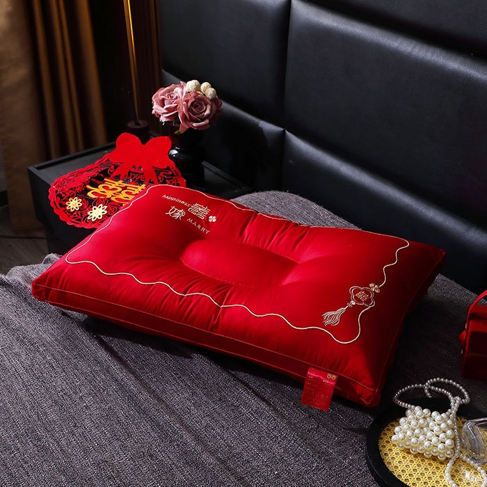 91家纺网 家纺一手货源 找家纺 （总）糖果枕芯 2025新款婚庆护颈大红结婚喜庆枕头喜嫁护颈枕枕头枕芯