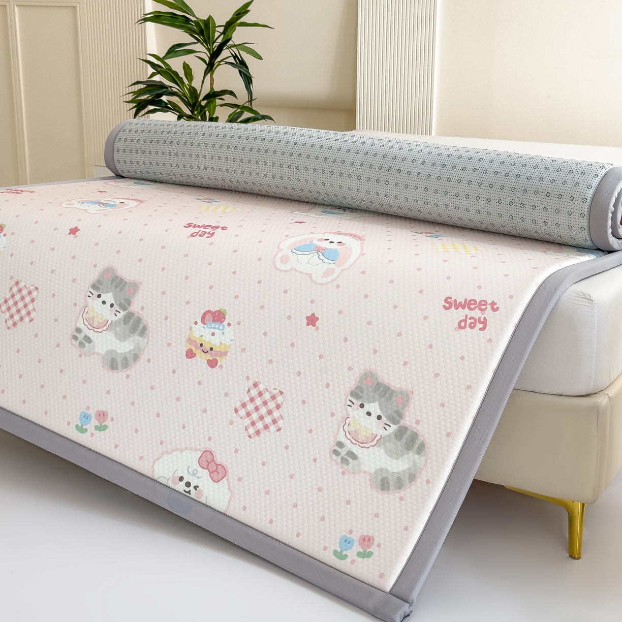 91家纺网 家纺一手货源 找家纺 席世家 2025新款印花豆豆多功能垫 粉色乐园