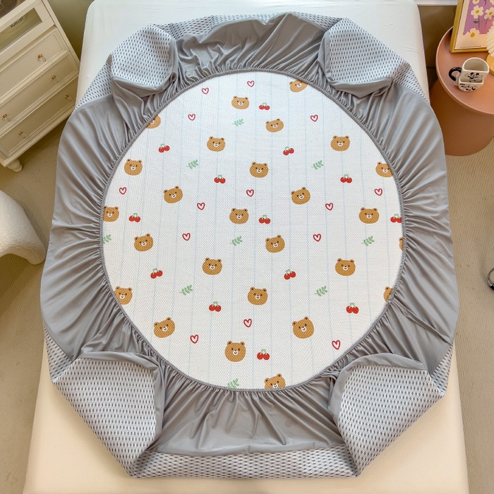 91家纺网 家纺一手货源 找家纺 布卢姆床垫2025新款A类数码印花冰藤席夏凉席--床笠款 樱桃熊