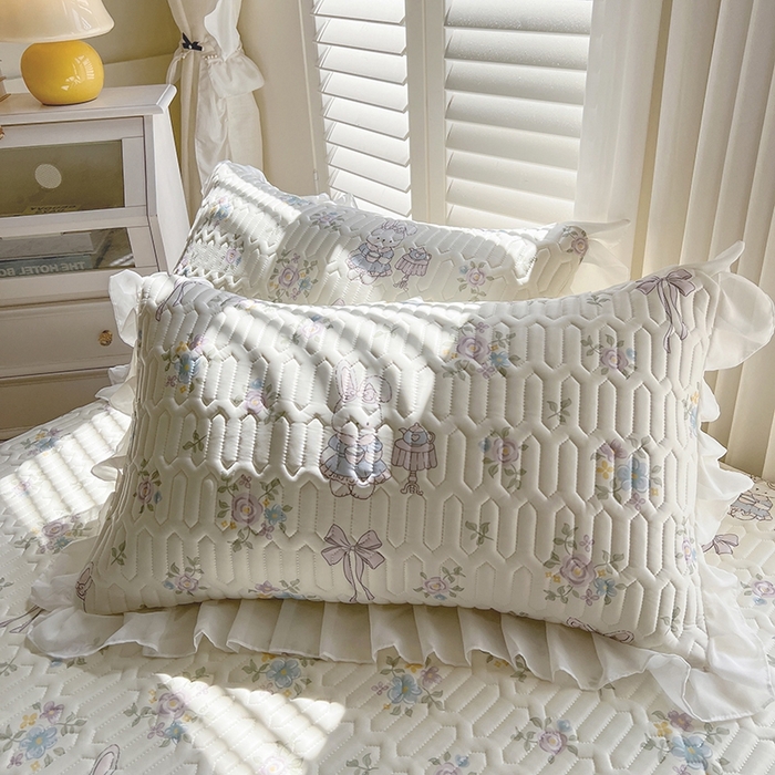 91家纺网 家纺一手货源 找家纺 慕澄2025新款小清新印花凉感丝花床裙款乳胶凉席 紫系小兔