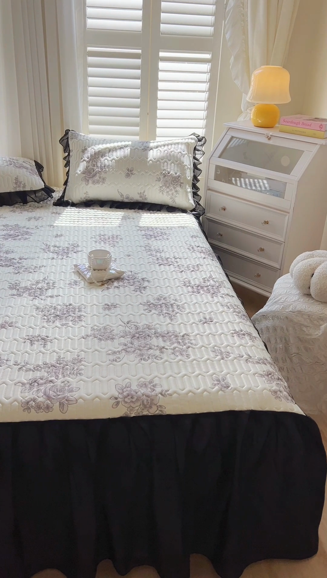 91家纺网 家纺一手货源 找家纺 慕澄2025新款小版印花床裙款乳胶凉席凉感丝夏被四件套 素描花