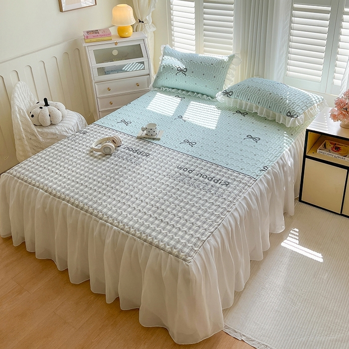 91家纺网 家纺一手货源 找家纺 慕澄2025新款小清新印花凉感丝花床裙款乳胶凉席 蓝色浪漫