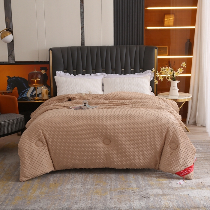 91家纺网 家纺一手货源 找家纺 妙赞2025新款5D双面绒豆豆被被子被芯 驼色