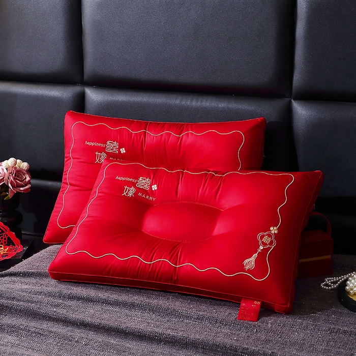 91家纺网 家纺一手货源 找家纺 （总）糖果枕芯 2025新款婚庆护颈大红结婚喜庆枕头喜嫁护颈枕枕头枕芯