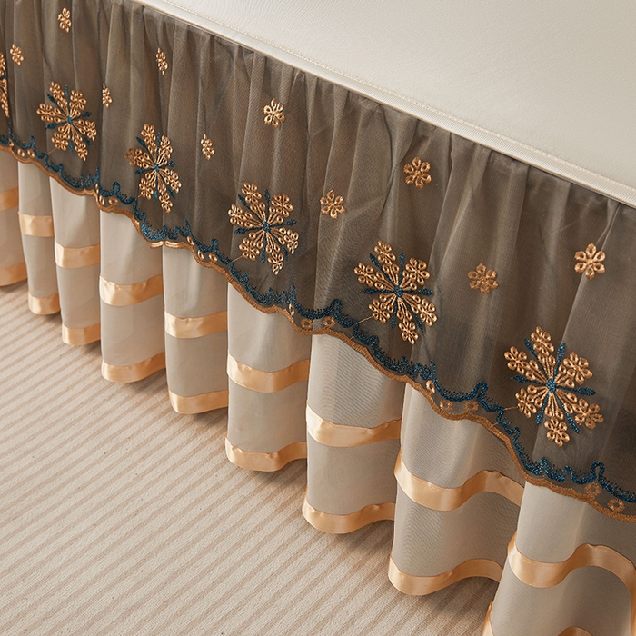 91家纺网 家纺一手货源 找家纺 情恒家纺 2025新款纯色可拆卸PE海洋丝床裙席三件套 奶咖