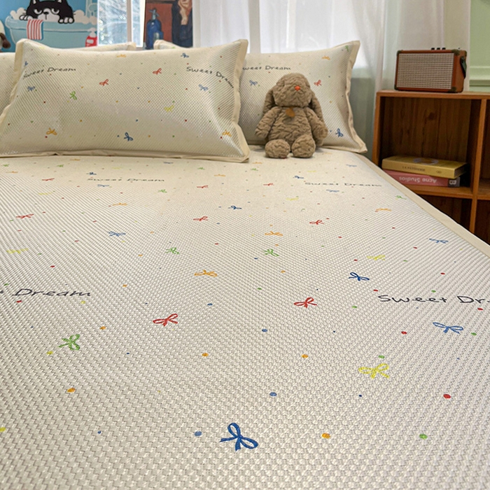 91家纺网 家纺一手货源 找家纺 布卢姆床垫2025新款A类数码印花冰藤席夏凉席--床席款 波点蝴蝶结