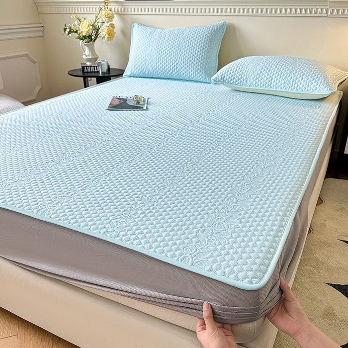 91家纺网 家纺一手货源 找家纺 布卢姆床垫2025新款A类PE乙纶冰豆豆床笠款凉席 夏日藤萝 蓝