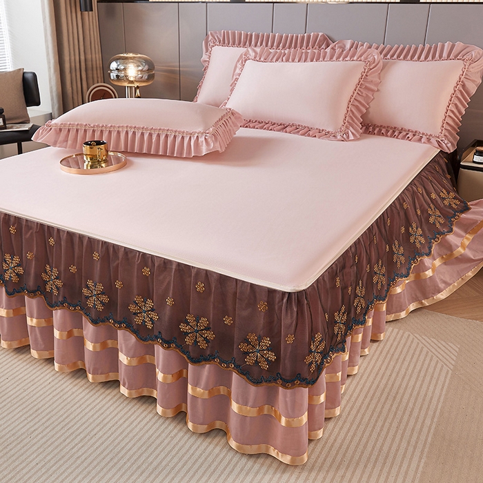 91家纺网 家纺一手货源 找家纺 情恒家纺 2025新款纯色可拆卸PE海洋丝床裙席三件套 密语粉