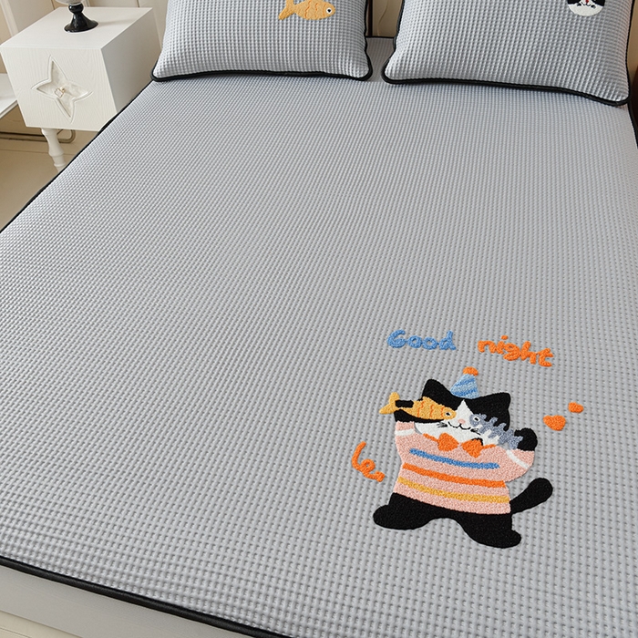 91家纺网 家纺一手货源 找家纺 （总）炫拼  2025新款A类凉豆豆华夫格卡通绣花床笠款三件套