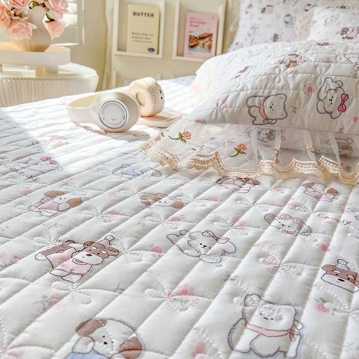 91家纺网 家纺一手货源 找家纺 麒豆豆 2025新款水洗棉印花床笠三件套 汪汪乐园