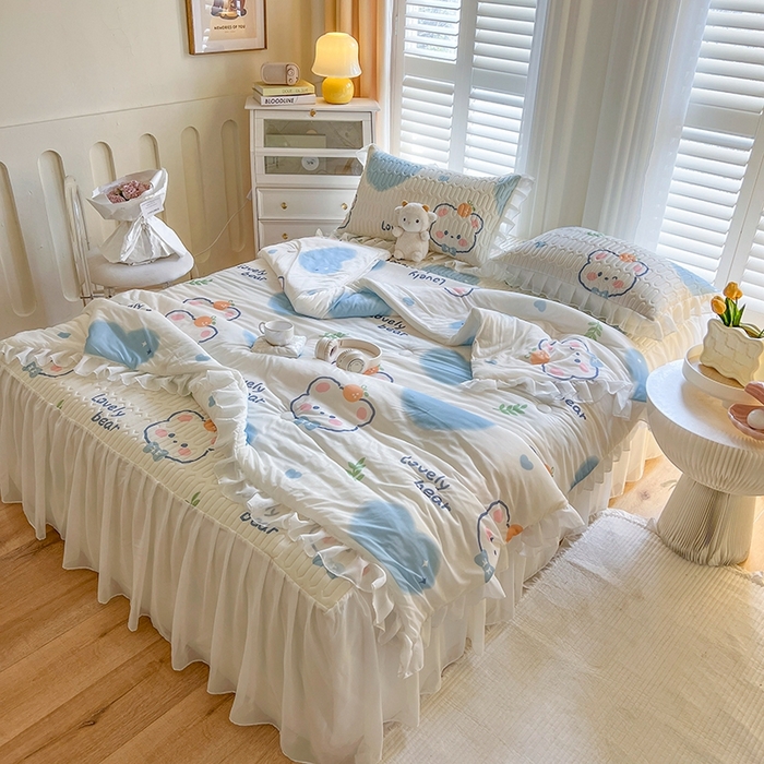 91家纺网 家纺一手货源 找家纺 （总）慕澄2025新款小版印花床裙款乳胶凉席凉感丝夏被四件套