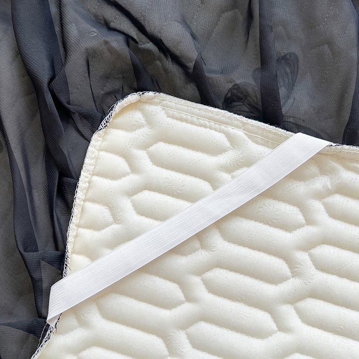 91家纺网 家纺一手货源 找家纺 慕澄2025新款小版印花床裙款乳胶凉席凉感丝夏被四件套 黑蝴蝶