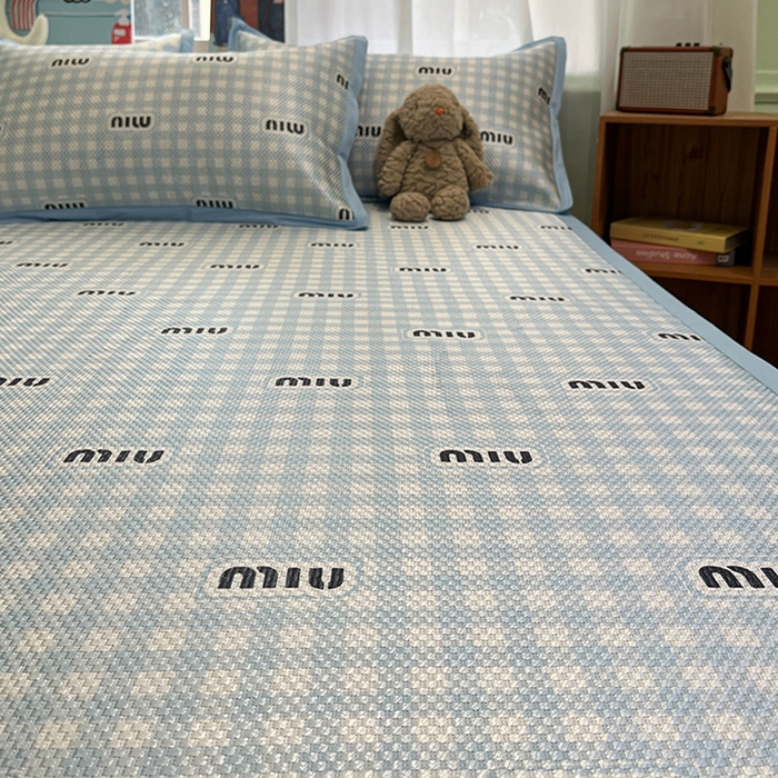91家纺网 家纺一手货源 找家纺 布卢姆床垫2025新款A类数码印花冰藤席夏凉席--床席款 蓝miu