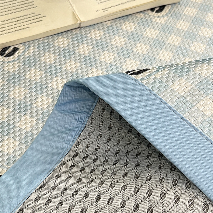 91家纺网 家纺一手货源 找家纺 布卢姆床垫2025新款A类数码印花冰藤席夏凉席--床席款 蓝miu