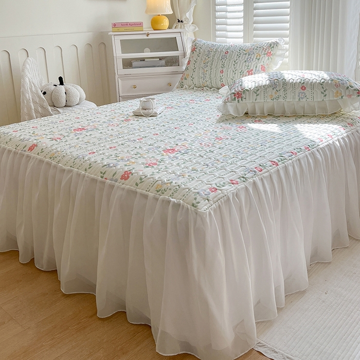 91家纺网 家纺一手货源 找家纺 慕澄2025新款小清新印花凉感丝花床裙款乳胶凉席 春季花花