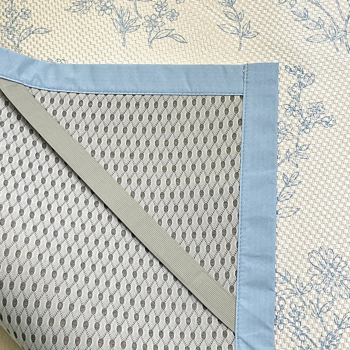 91家纺网 家纺一手货源 找家纺 布卢姆床垫2025新款A类数码印花冰藤席夏凉席--床席款 雏菊花影