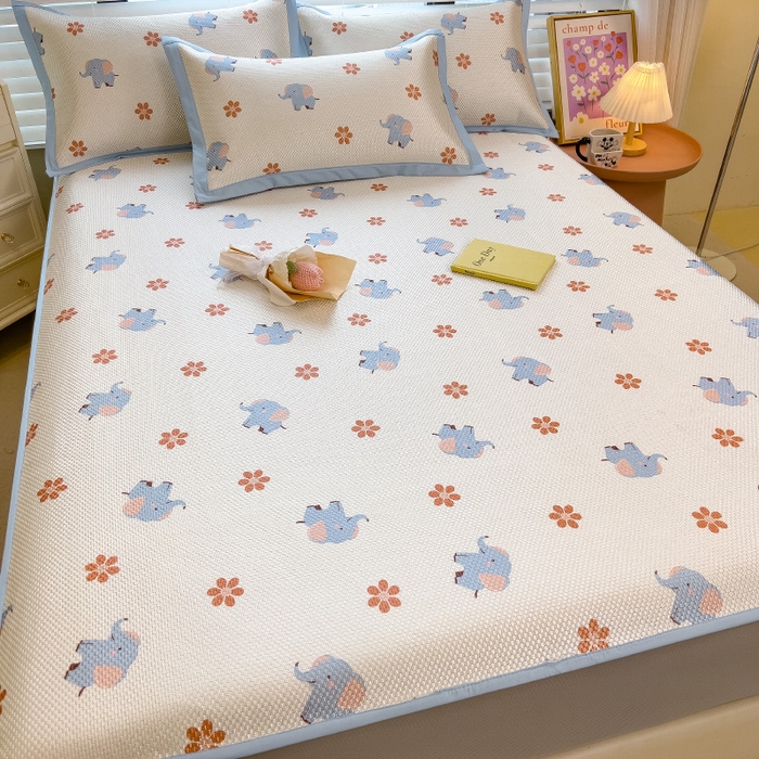 91家纺网 家纺一手货源 找家纺 布卢姆床垫2025新款A类数码印花冰藤席夏凉席--床笠款 小飞象