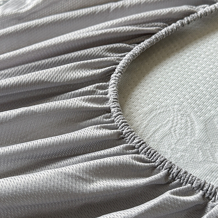 91家纺网 家纺一手货源 找家纺 布卢姆床垫2025新款A类PE乙纶冰豆豆床笠款凉席 蝴蝶花镜 灰