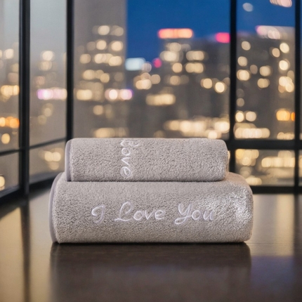 彩虹毛巾2025新款I Love you珊瑚绒毛巾浴巾套装网红情侣浴室加厚毛巾浴巾两件套 1条浴巾+1条毛巾-灰色