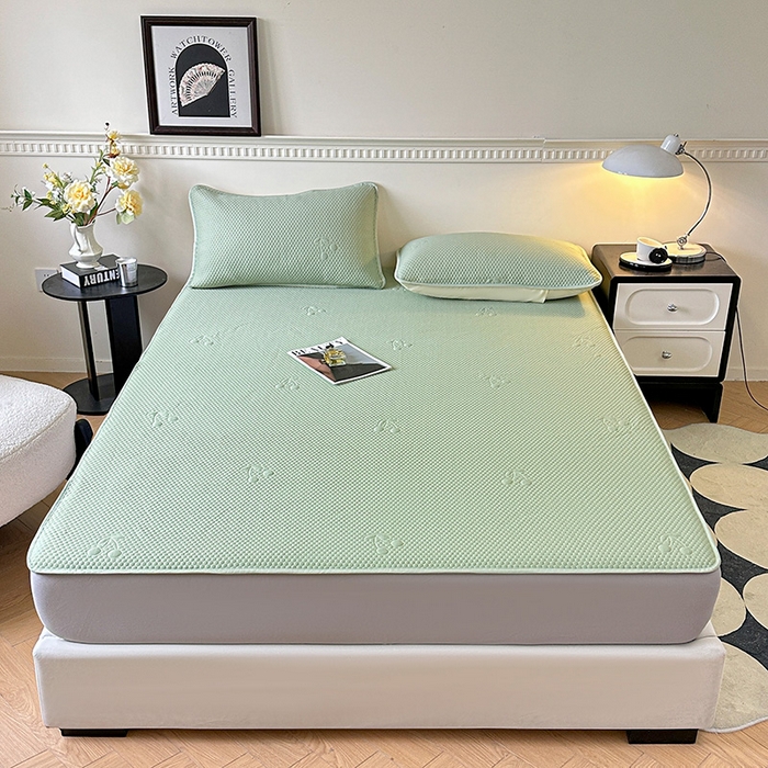 91家纺网 家纺一手货源 找家纺 布卢姆床垫2025新款A类PE乙纶冰豆豆床笠款凉席 樱桃绿