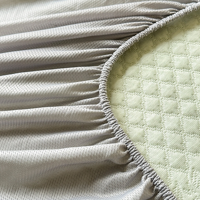 91家纺网 家纺一手货源 找家纺 布卢姆床垫2025新款A类PE乙纶冰豆豆床笠款凉席 夏日藤萝 绿