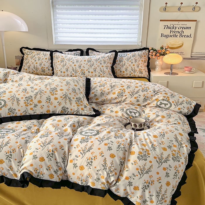 91家纺网 家纺一手货源 找家纺 曼璐家纺 2025新款有氧水洗棉赫本风法式黑色花边四件套 假日-橘