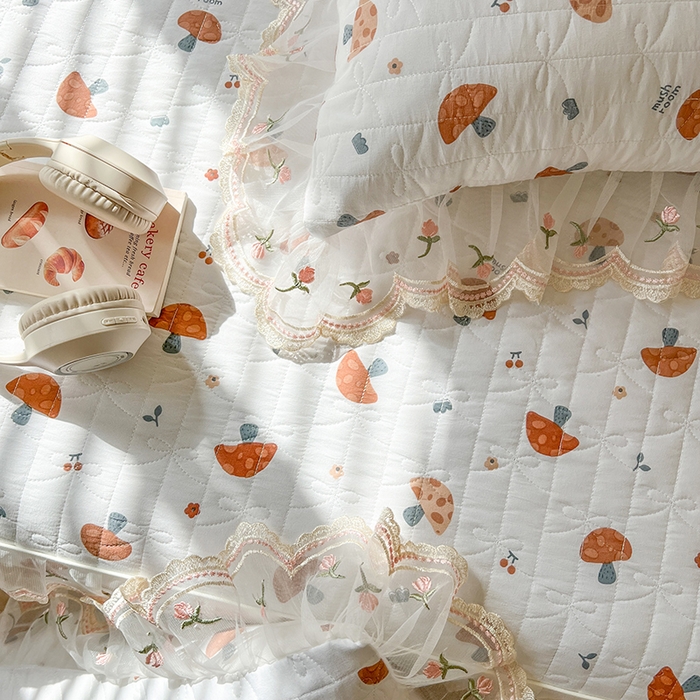 91家纺网 家纺一手货源 找家纺 麒豆豆 2025新款水洗棉印花床笠三件套 蘑菇乐园