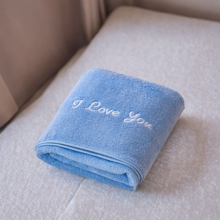 彩虹毛巾2025新款I Love you珊瑚绒毛巾浴巾套装网红情侣浴室加厚毛巾浴巾两件套 70*140cm浴巾一条-蓝色