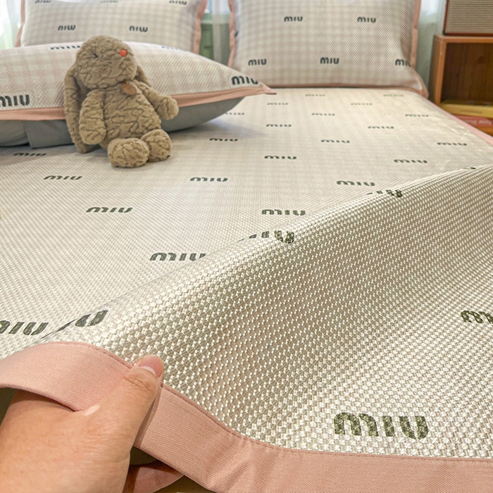 91家纺网 家纺一手货源 找家纺 布卢姆床垫2025新款A类数码印花冰藤席夏凉席--床席款 粉miu