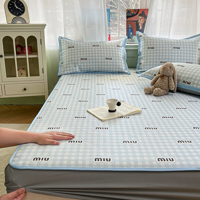 91家纺网 家纺一手货源 找家纺 布卢姆床垫2025新款A类数码印花冰藤席夏凉席--床笠款 蓝miu床笠