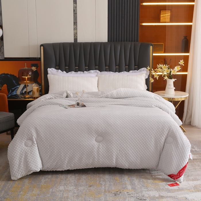 91家纺网 家纺一手货源 找家纺 妙赞2025新款5D双面绒豆豆被被子被芯 白色