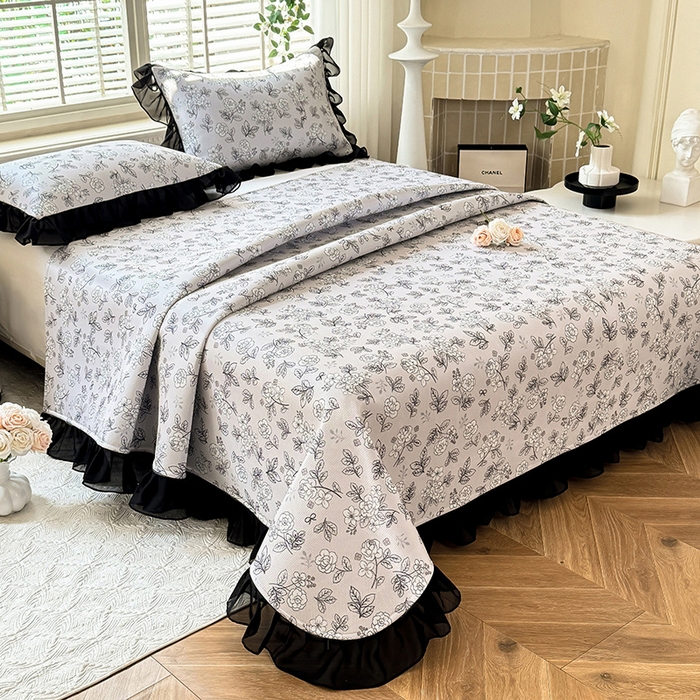 91家纺网 家纺一手货源 找家纺 大麦家纺 2025新款碳光冰丝软凉席夏被四件套-床盖款