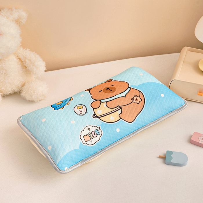 91家纺网 家纺一手货源 找家纺 富馨莱 2025新款儿童冰丝豆豆枕套 卡皮熊