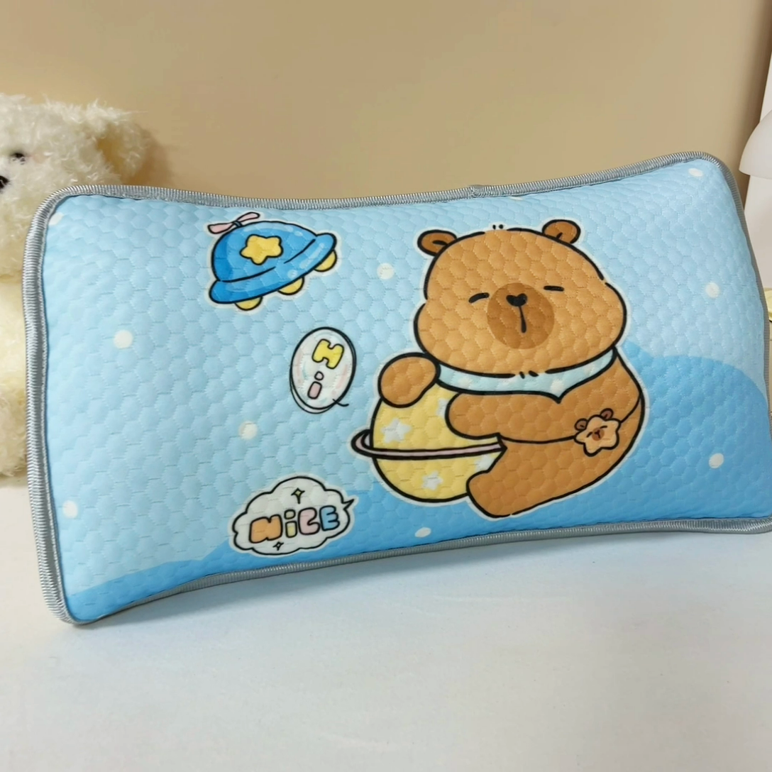 91家纺网 家纺一手货源 找家纺 富馨莱 2025新款儿童冰丝豆豆枕套 卡皮熊