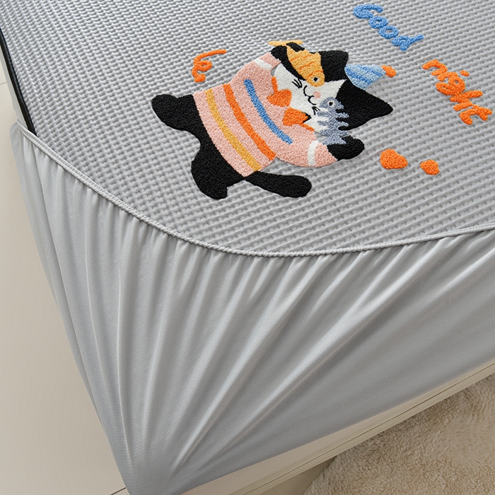 91家纺网 家纺一手货源 找家纺 （总）炫拼  2025新款A类凉豆豆华夫格卡通绣花床笠款三件套