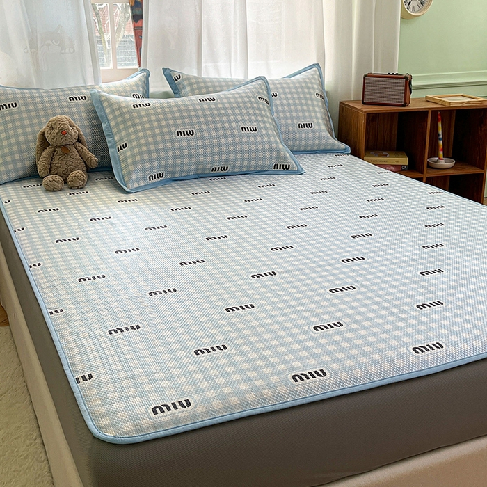 91家纺网 家纺一手货源 找家纺 布卢姆床垫2025新款A类数码印花冰藤席夏凉席--床笠款 蓝miu床笠