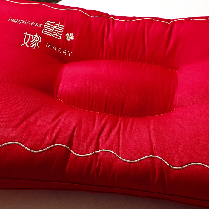 91家纺网 家纺一手货源 找家纺 （总）糖果枕芯 2025新款婚庆护颈大红结婚喜庆枕头喜嫁护颈枕枕头枕芯