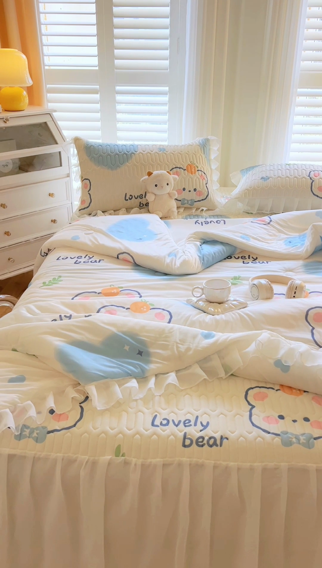 91家纺网 家纺一手货源 找家纺 （总）慕澄2025新款小版印花床裙款乳胶凉席凉感丝夏被四件套