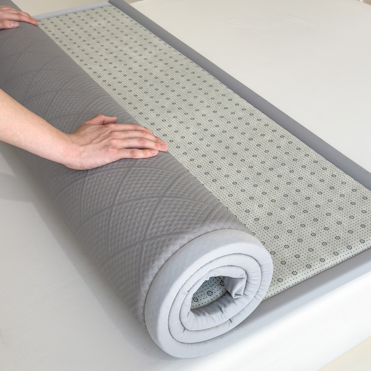 91家纺网 家纺一手货源 找家纺 席世家 2025新款凉感豆豆多功能垫 波洛格-灰