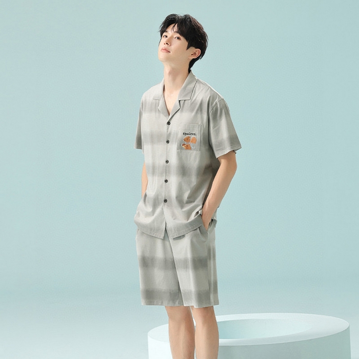 91家纺网 家纺一手货源 找家纺 （总）妍景家居生活馆2025新款男士翻领晕染小松鼠