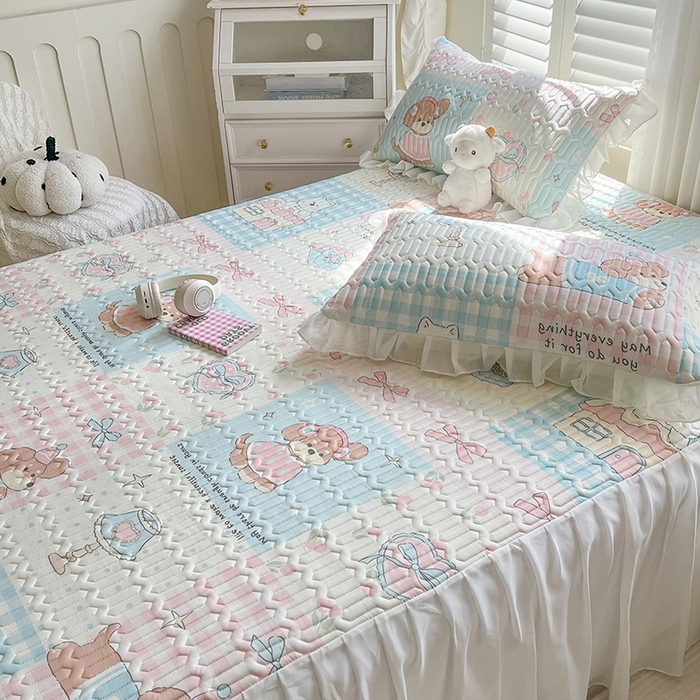 91家纺网 家纺一手货源 找家纺 慕澄2025新款小清新印花凉感丝花床裙款乳胶凉席 音乐会