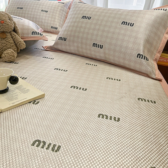 91家纺网 家纺一手货源 找家纺 布卢姆床垫2025新款A类数码印花冰藤席夏凉席--床席款 粉miu