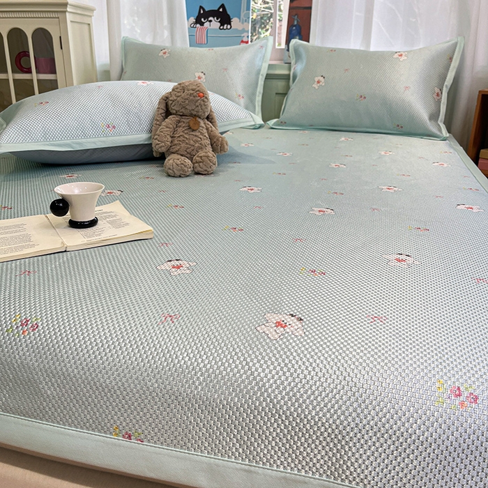 91家纺网 家纺一手货源 找家纺 布卢姆床垫2025新款A类数码印花冰藤席夏凉席--床席款 花花小白