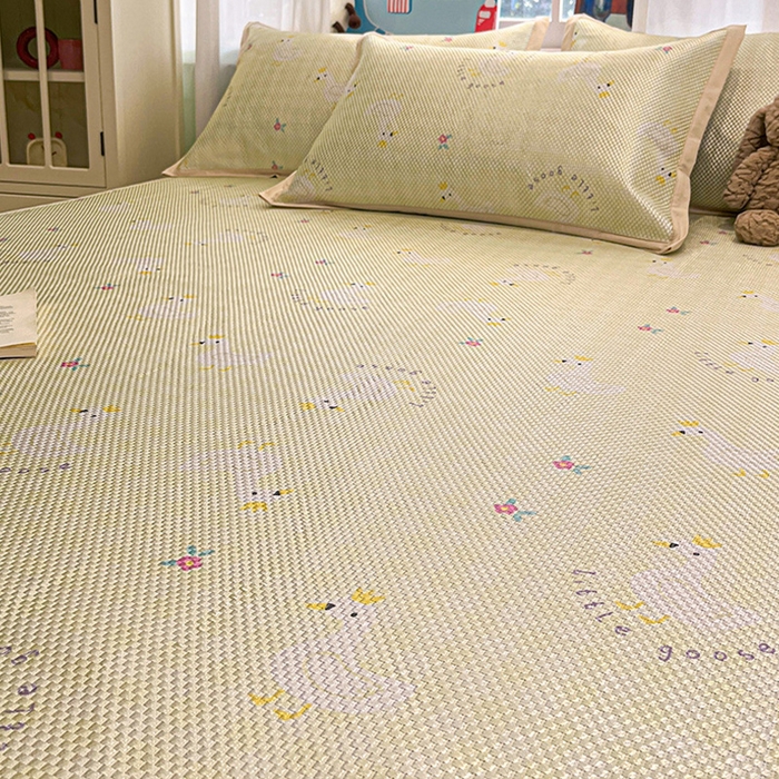 91家纺网 家纺一手货源 找家纺 布卢姆床垫2025新款A类数码印花冰藤席夏凉席--床席款 皇冠鸭