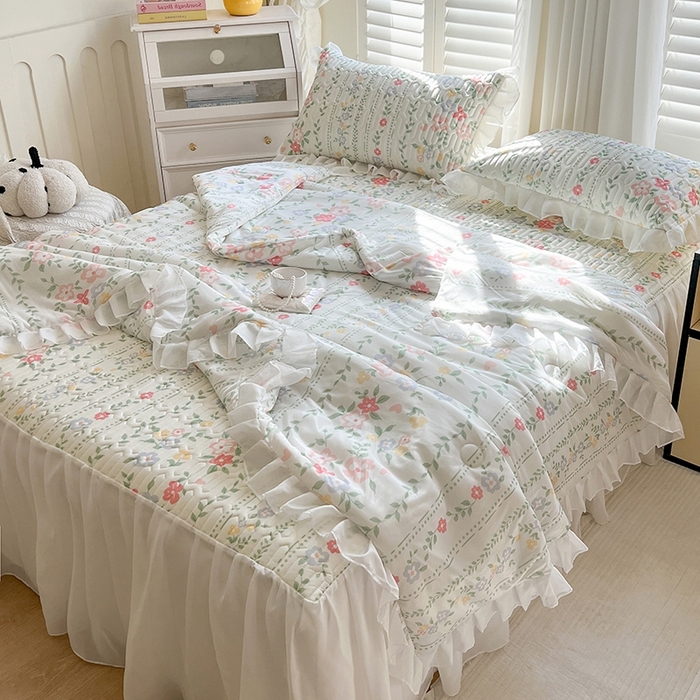 91家纺网 家纺一手货源 找家纺 慕澄2025新款小版印花床裙款乳胶凉席凉感丝夏被四件套 春季花花