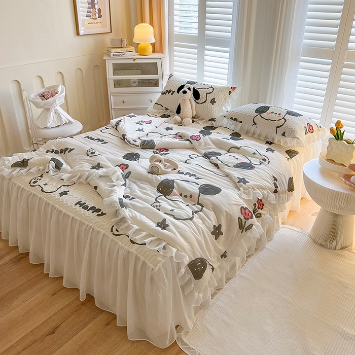 91家纺网 家纺一手货源 找家纺 慕澄2025新款小清新印花凉感丝花床裙款乳胶凉席 快乐小狗